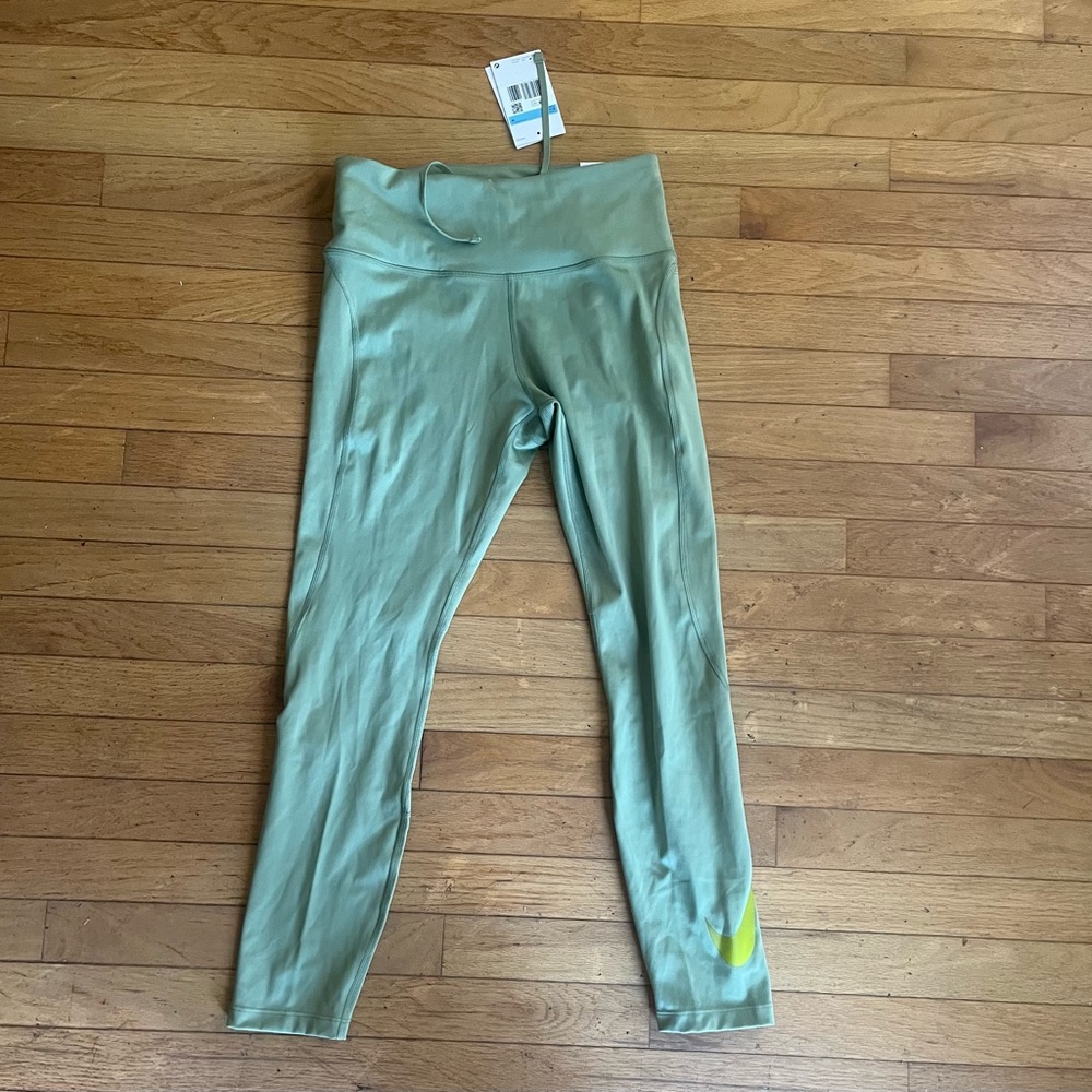 NWT Nike High-Waist Green Leggings